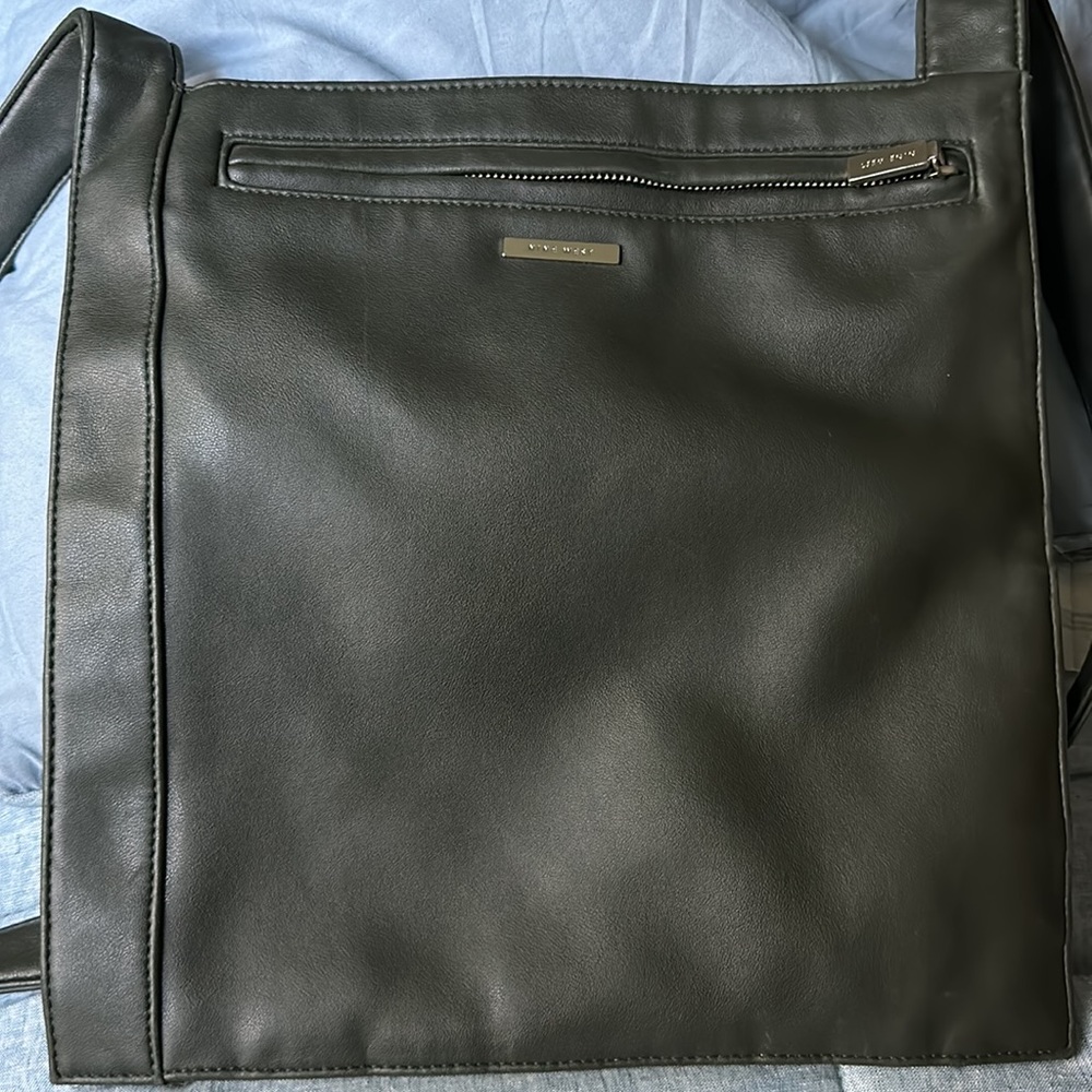 Nine West Crossbody Bag in Olive Green